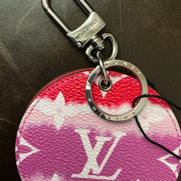 AUTH Louis Vuitton Red Escale Monogram Bag Charm/Mirror NWOT - Picture 3 of 5